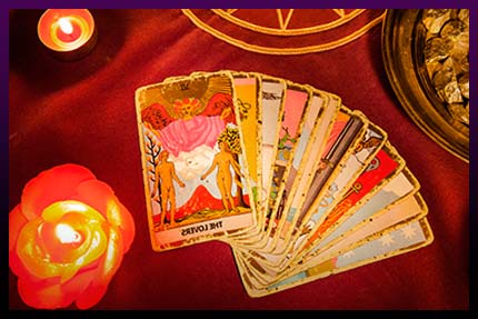 Black magic love tarot