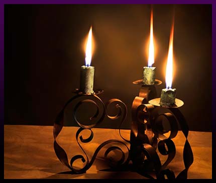 Powerful candle money spell